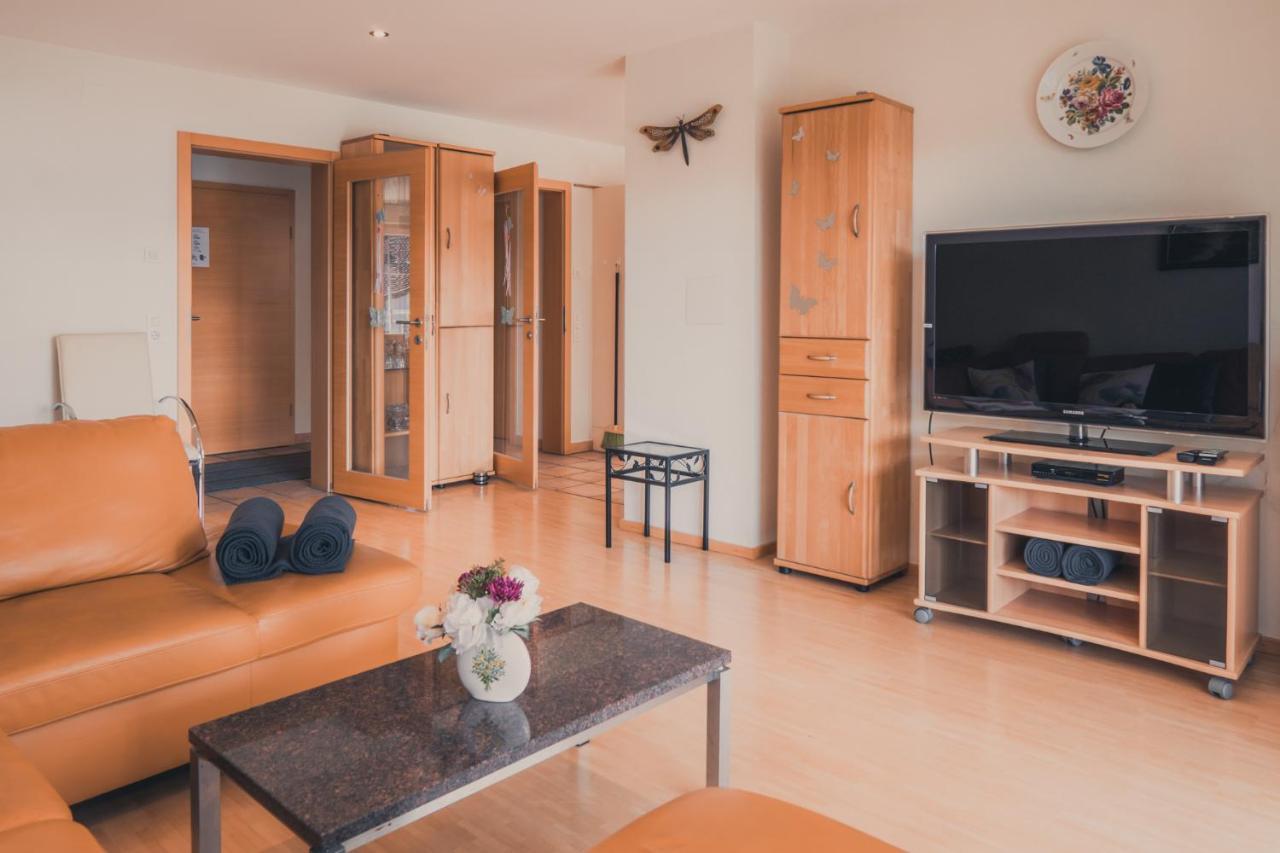 Coraline -Koblach, 6-10 P, 3 Schlafzimmer, Kueche, Riesige Terrasse, Parkplatz, Wifi, Stellplatz Ski Екстериор снимка