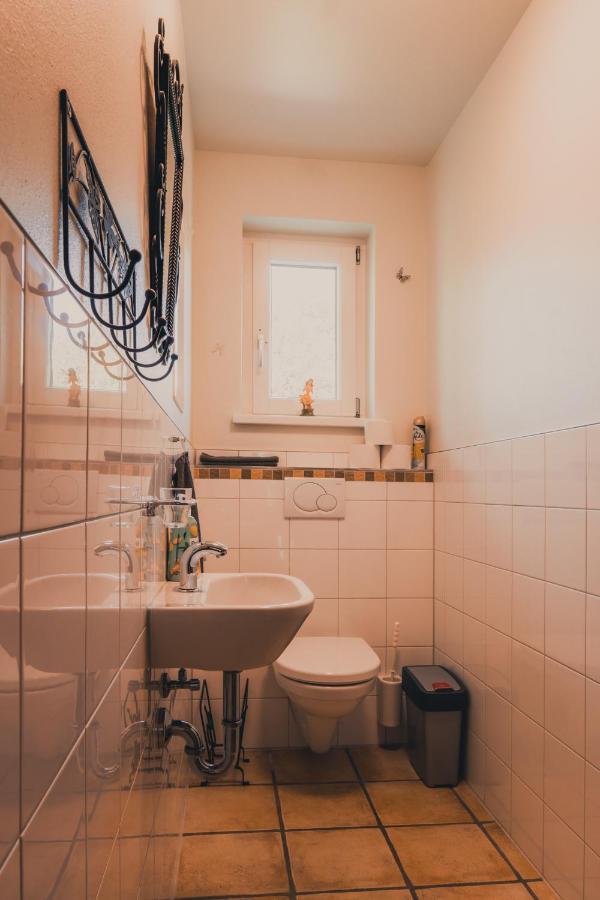 Coraline -Koblach, 6-10 P, 3 Schlafzimmer, Kueche, Riesige Terrasse, Parkplatz, Wifi, Stellplatz Ski Екстериор снимка